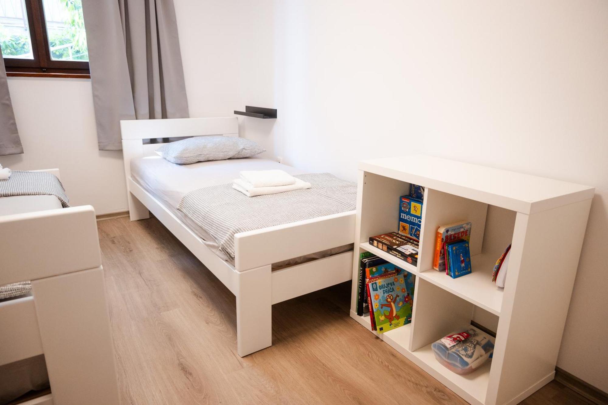 La Bora Apartment Izola Bagian luar foto