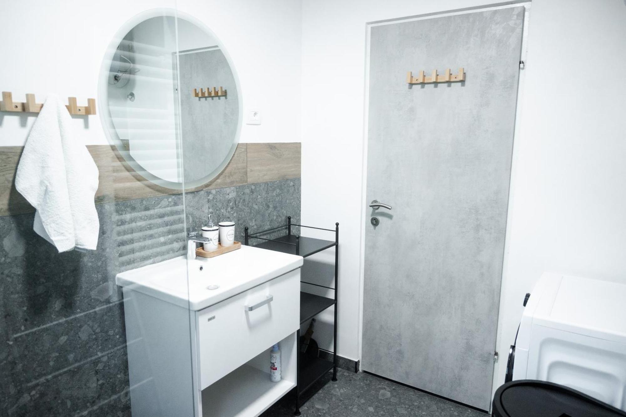 La Bora Apartment Izola Bagian luar foto